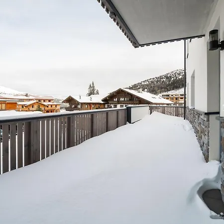 Spacious With Terrace For 8 Guests * Katschberghohe